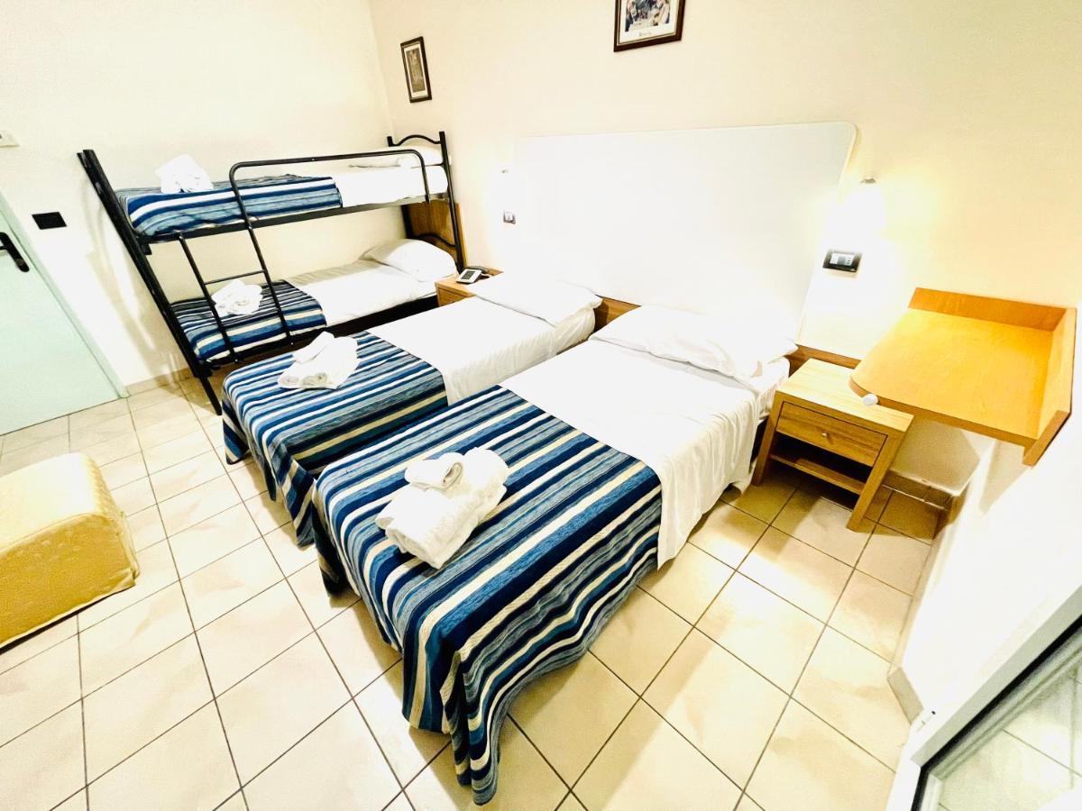 Hotel Vannucci Rimini Eksteriør bilde