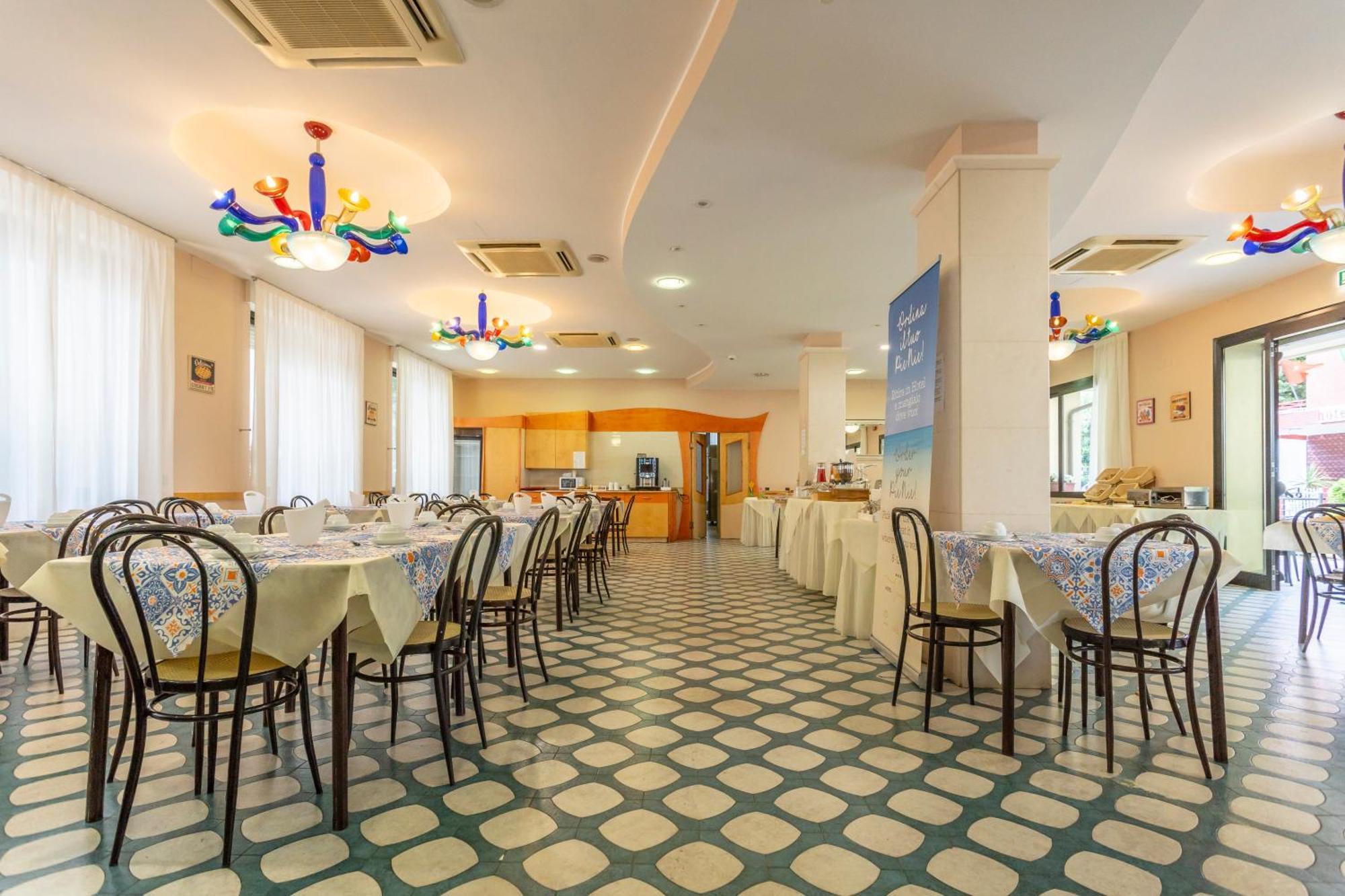Hotel Vannucci Rimini Eksteriør bilde